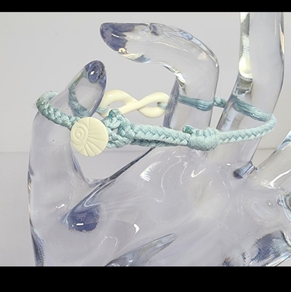 Women's Blue infinity shell bracelet Adjustable - Picture 3 of 4